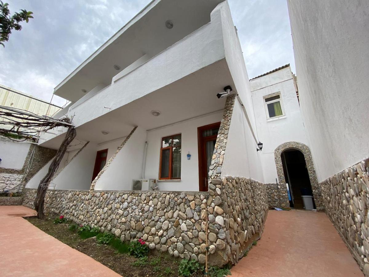Duesseldorf Pansiyon Kusadasi Aydin Exterior photo